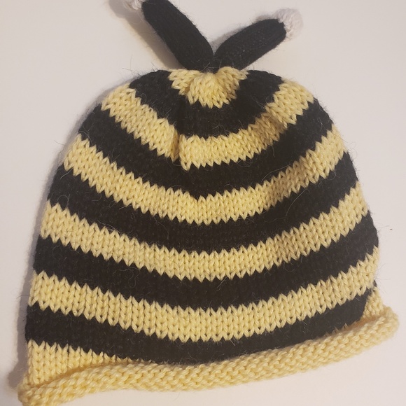 Alpaca bumble bee cap for infants NEW - Picture 1 of 2